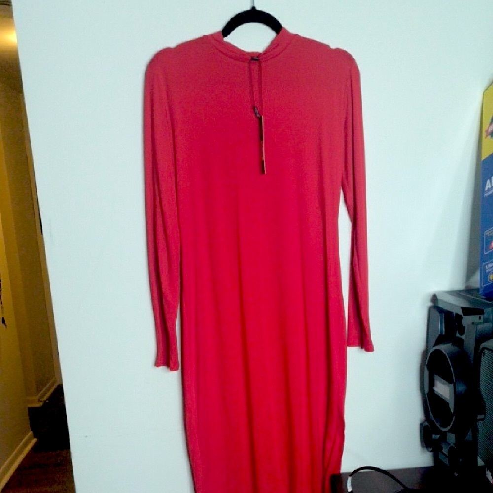 Fashion Nova Chic Red Long Sleeve Body Con Dress